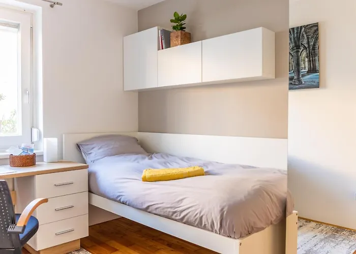Town House Near Metro & Center Проживання в сім'ї Відень
