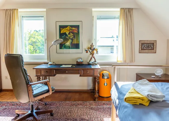 Town House Near Metro & Center Проживання в сім'ї *